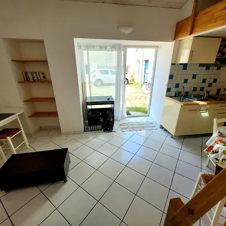 Studio Pratique, Proche De Сasa de vacaciones